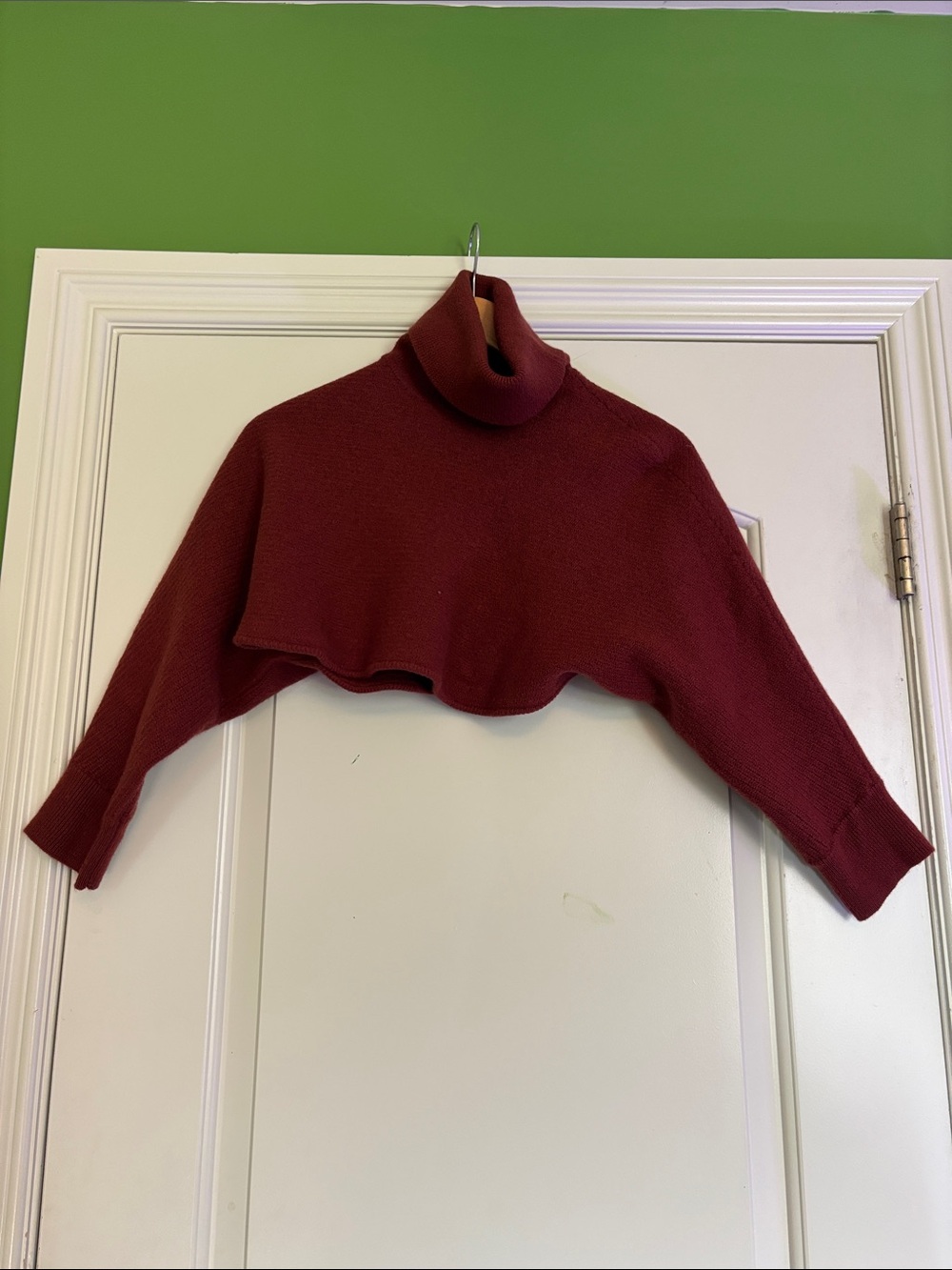Wilfred Cropped Turtleneck Sweater 100% Merino Wool- size Medium.